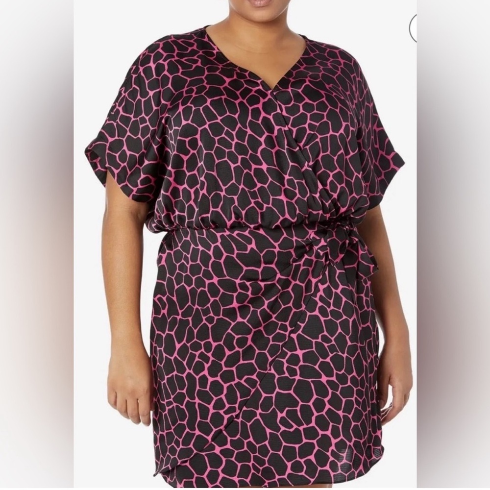 Michael Kors Women’s Wrap Dress- Giraffe Print